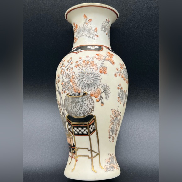 TOYO Accents Vintage Toyo Chinese Vase Made In Macau Poshmark